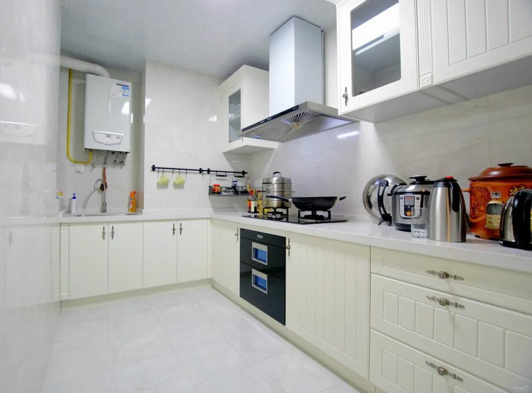 簡約風廚房設(shè)計效果圖 簡約風廚房設(shè)計效果圖