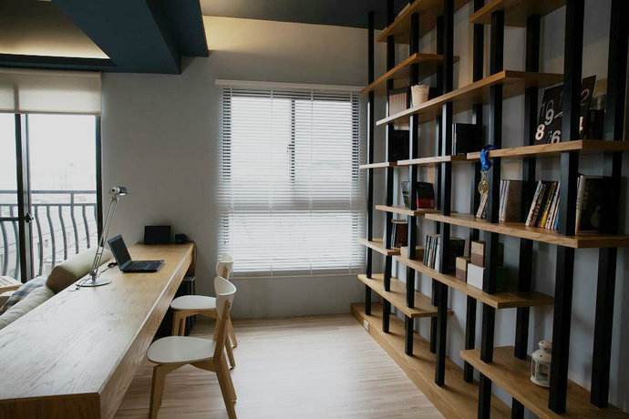 1607234270328458.jpg 書架9.jpg